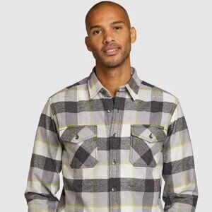 NWT Men’s Eddie Bauer Flannel Shirt – Small